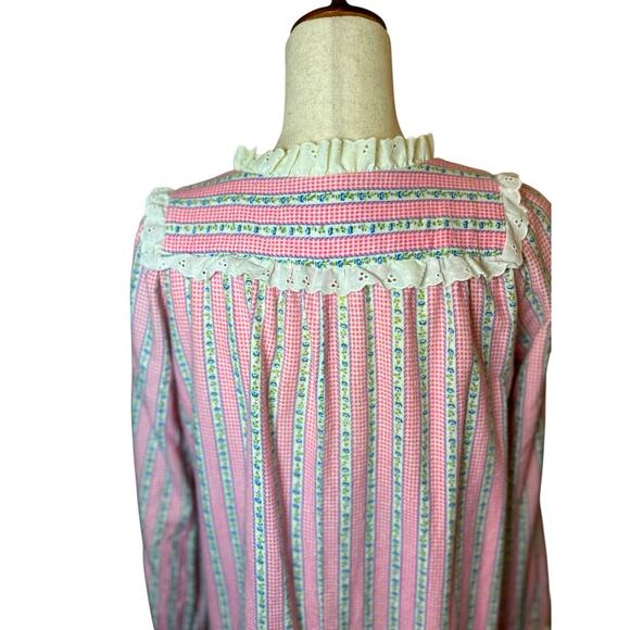Vintage Accentuette Lanz Floral Flannel Lace Trim Nightgown Small Cottagecore - Picture 9 of 12